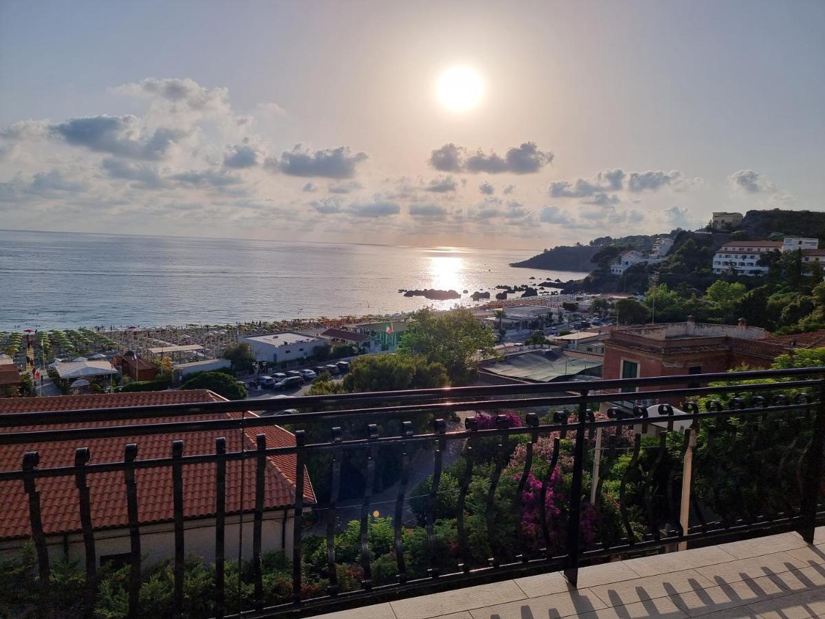 1531 Jackson B&B Scalea Ngoại thất bức ảnh